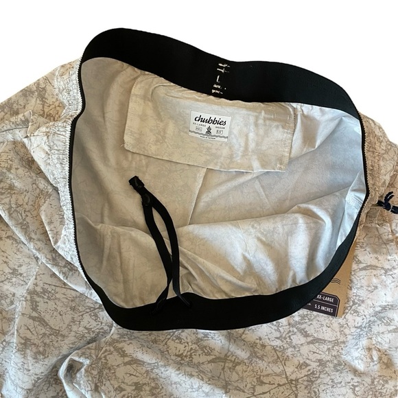 Chubbies Shorts NEW The Wash On Wash Off Ultimate Training 5.5 Inseam Silver XXL - Picture 6 of 11